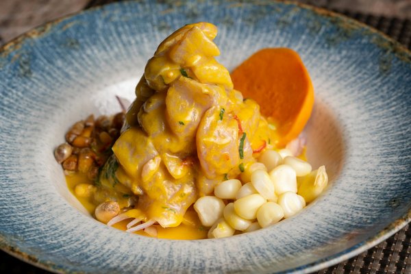 How can sellers in the UK determine the right asking price for their property?