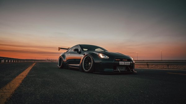 Enhancing Urban Navigation for the Visually Impaired: The Role of AI-Driven Smart Glasses